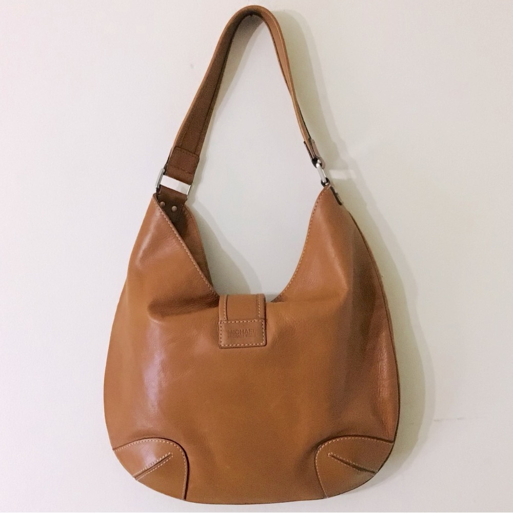 Michael Kors Hutton Hobo Shoulder Bag - Picture 8 of 13